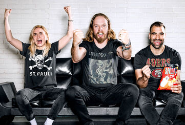 Selected Top Merch / Discover now!