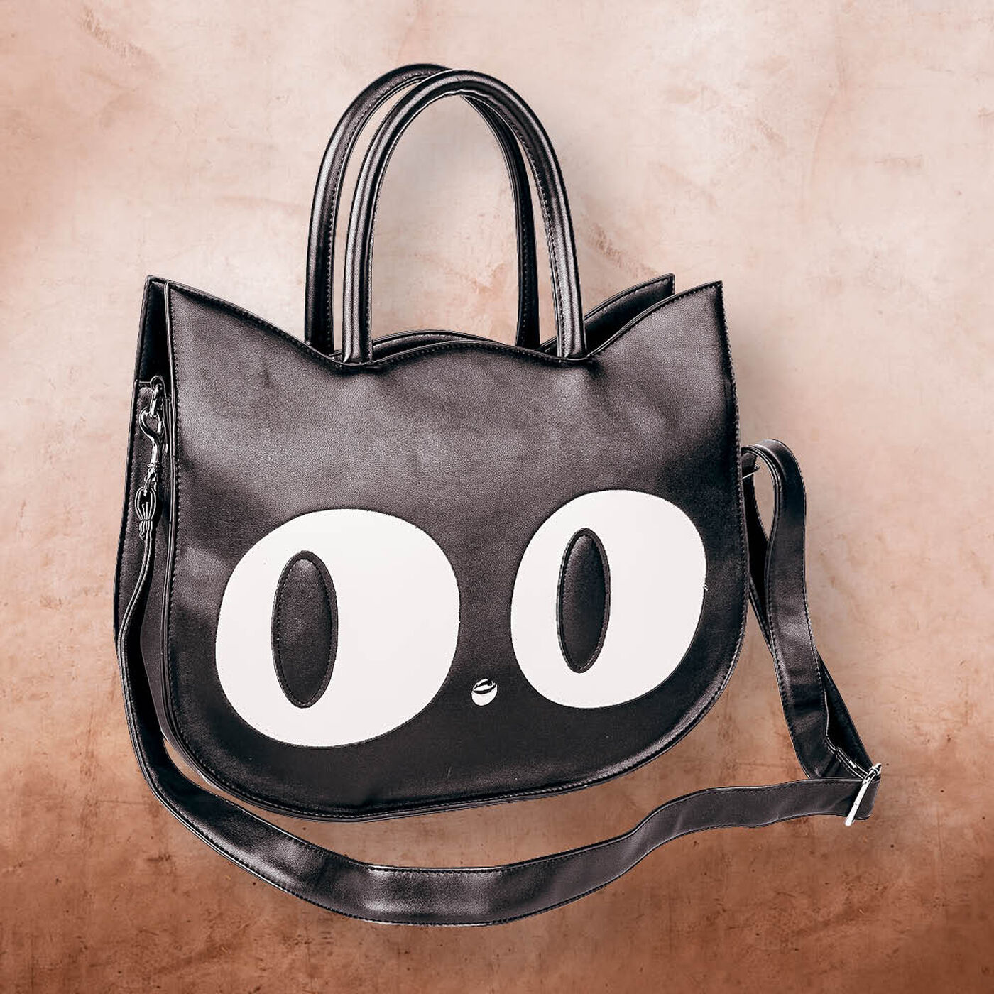 Handbags / Shop now!