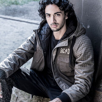 Jackets / Discover now!