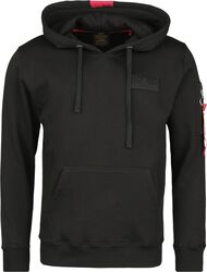 Alpha Industries hoodie | streetwear in military style | EMP